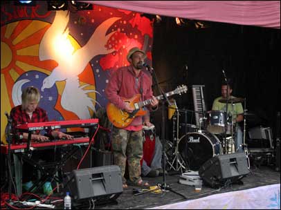 Zang Tang on the Friday Session Introducing stage at Nozstock 2009