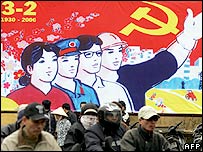 Báo chí tại Việt Nam nói chủ trương và đường lối của Đảng và Nhà nước