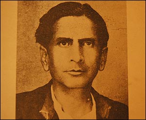 मशहूर शायर मजाज़ की ज़िंदगी की कुछ झलकियां