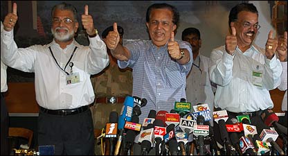 इसरो के वैज्ञानिक