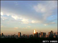 Nuvem de poluição paira sobre Pequim, na China