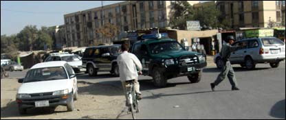 ماشومان او بايسکل چلول 