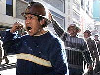 Mineiros protestam em La Paz