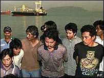 Endonezya'da yakalanan korsanlar