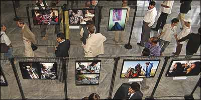 نمايشگاه عکس زلمی احد در کابل