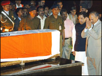 कुट्टी परिवार के साथ 