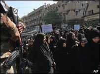 Irak'ta Şii göstericiler