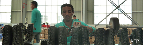 Young workers in Ethiopian factory