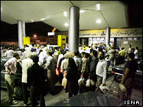 جایگاه بنزین شامگاه سه شنبه