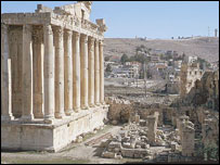  बच्चूस का मंदिर