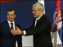 Tổng thống Serbia (phải) gặp phó Thủ tướng Nga