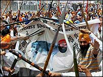 डेरा सच्चा सौदा के ख़िलाफ़ प्रदर्शन