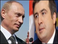 ولاديمير پوتين (چپ) ميخائيل ساکاشويلی 