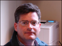 Ông Brian J.M. Quinn