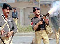 پليس پاکستان