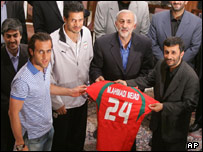 احمدی نژاد، دادکان، دايی، کريمی