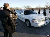 ورود ميهمانان به محل مراسم ازدواج