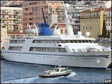 Chiếc du thuyền Ocean Breeze