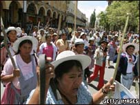 Apoiadores de Evo Morales em protesto em Cochabamba