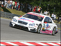 عکس: زوبین ناوی