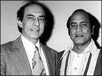 प्रख्यात गायक तलत महमूद के साथ मेहदी हसन