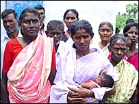 पीड़ित ग्रामवासी