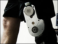 Aparelho acoplado ao joelho