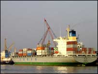 تجارتی خسسارہ درآمدات میں اضافہ کی وجہ سے ہوا