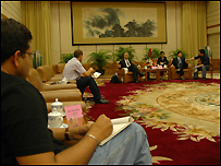 Phỏng vấn ông Hoàng Hoa Hoa