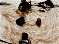 سیلاب (فائل فوٹو) 