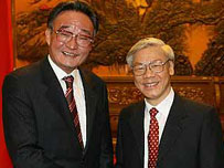 Chủ tịch QH Nguyễn Phú Trọng trong chuyến thăm Trung Quốc gần đây