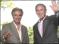 Presidentes do Uruguai, Tabaré Vázquez, e dos EUA, George W. Bush