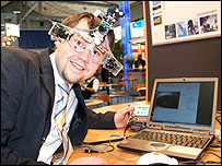 عينک های دوربين دار