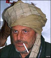 روزنامه نگار ایتالیایی که در نتیجه معامله با طالبان آزاد شد