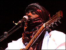 Tinariwen playing in the Festival of the Desert