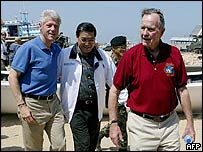 بل کلنٹن اور جارج بش سینئیر 