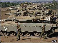 سربازان اسرائیلی در بلندی های جولان