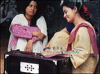 चित्रा नोदीर पारे का एक दृश्य