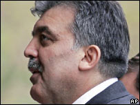 Abdullah Gul, ministro e candidato à Presidência