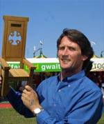 Tony Ellis, Trefriw, Llanrwst -  enillydd Cadair y dysgwyr