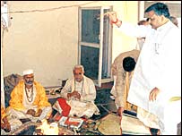 यज्ञ में रमन सिंह