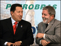 Presidente Luiz Inácio Lula da Silva e o presidente da Venezuela, Hugo Chávez, na cerimônia de assinatura de Atos Brasil-Venezuela. Foto: Ricardo Stuckert/ABr.