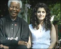 نلسون ماندلا با کتی ملوا