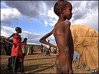 Garoto etíope afetado pela seca