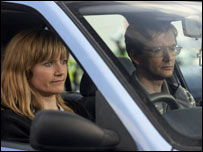 汽车里的两口子