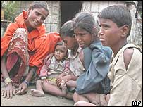 असम में मारे गए एक बिहारी व्यक्ति के रिश्तेदार