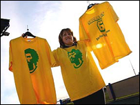 O Garforth teve lotação esgotada para o jogo de Sócrates