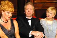 Sue Roderick, Dyfan Roberts a Valmai Jones