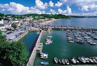 Cychod © Bwrdd Croeso Cymru