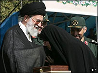 ایران کے روحانی رہنما آیت اللہ خامنہ ای 